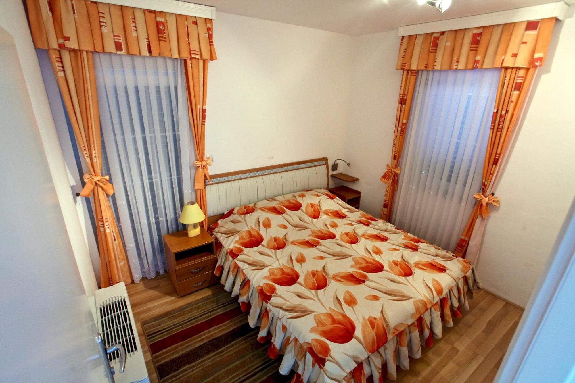 Vila Smirna Sveti Filip i Jakov Bilik gambar